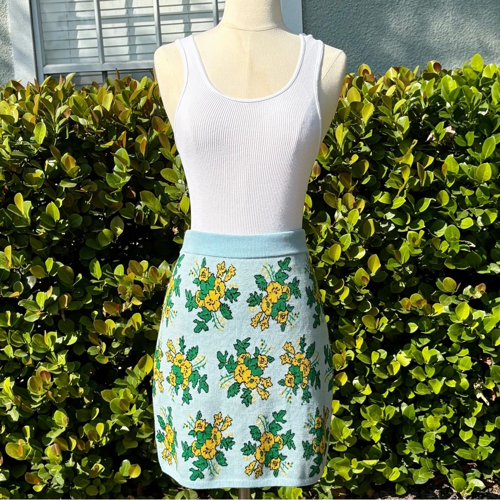 Kenzo Paris Sky Blue Wool Mini Skirt Size M Knit Yellow Flowers FC62JU311CCP